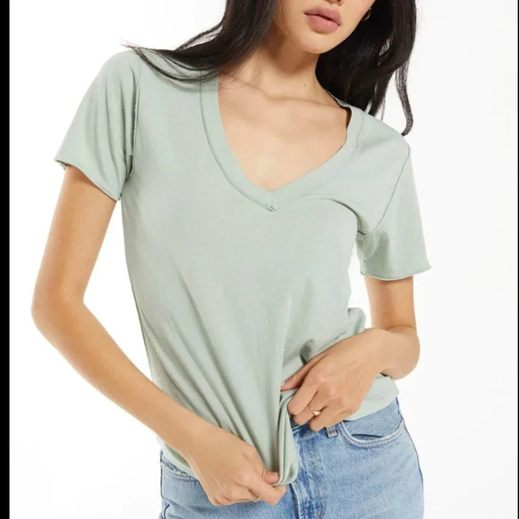 Frank & Oak The SuperSoft V-Neck Tee in Light Green and Size Medium - Picture 1 of 4